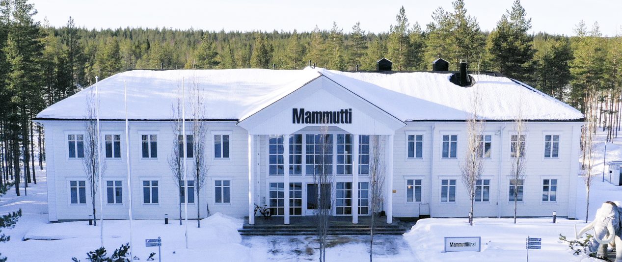 Mammuttihirsi optimoi energian käyttöä myös kiinteistöissä; Ouman Flexiot -älykäs ohjaus kiinteistöihin